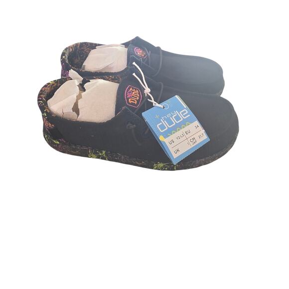 Hey Dude Wendy Glo Canvas Shoes Youth Kids 2/3 Boys Slip On Black NWT - Picture 2 of 5